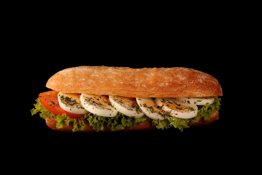Brötchensnack mit Ei