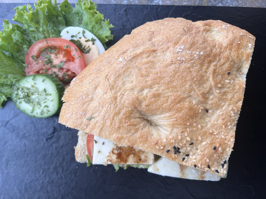 Fladenbrot &amp;quot;Tomate-Mozzarella&amp;quot;
